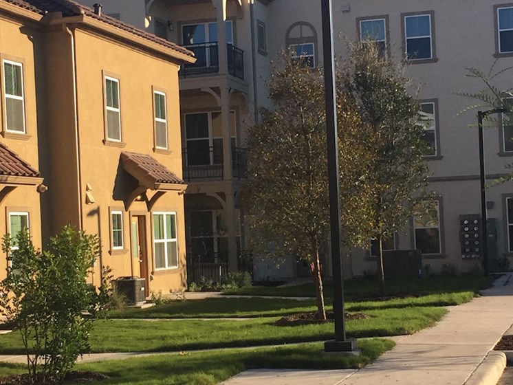 exterior apartment building-East Meadows San Antonio TX